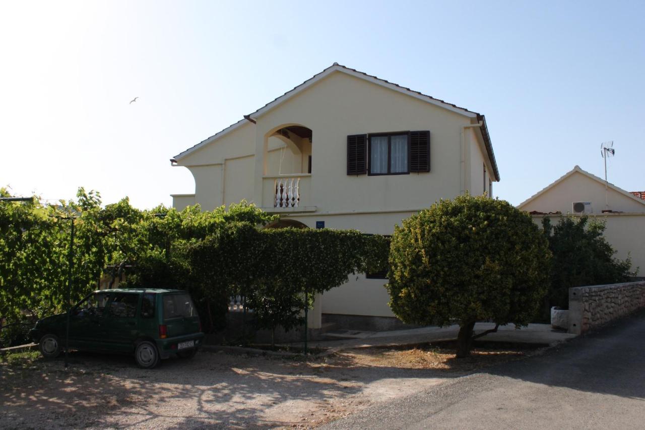 Apartments With A Parking Space Sali, Dugi Otok - 8136 Exterior photo